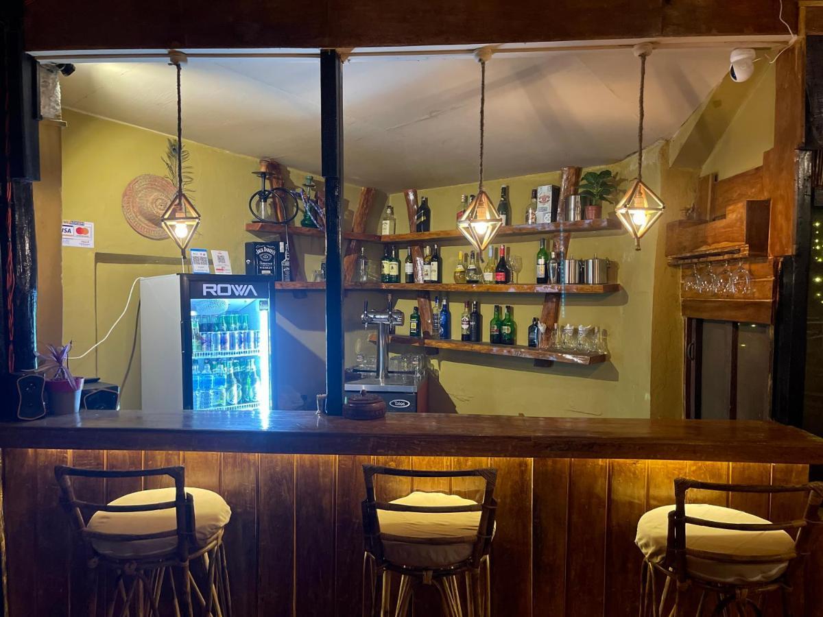 Hotel Tharu Garden And Beer Bar Chitwan Εξωτερικό φωτογραφία